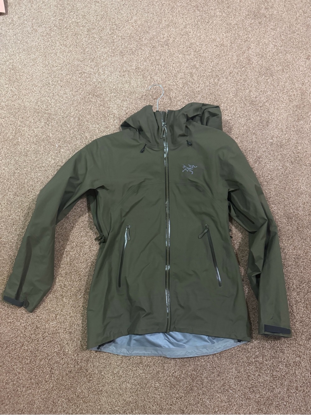 Arc'teryx Women's beta SL Olive Green Waterproof Hooded Shell Jacket